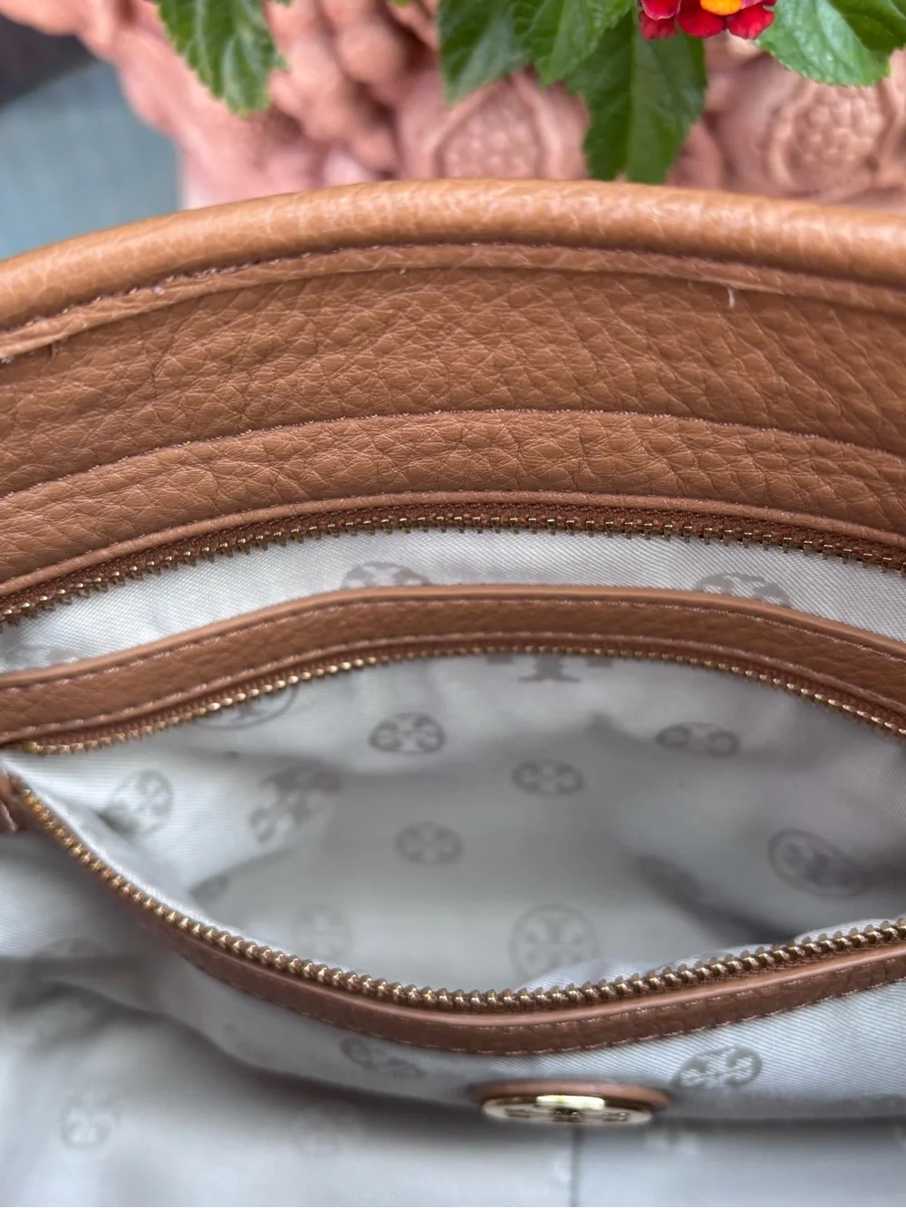 Tory Burch Amanda Classic Leather Bag